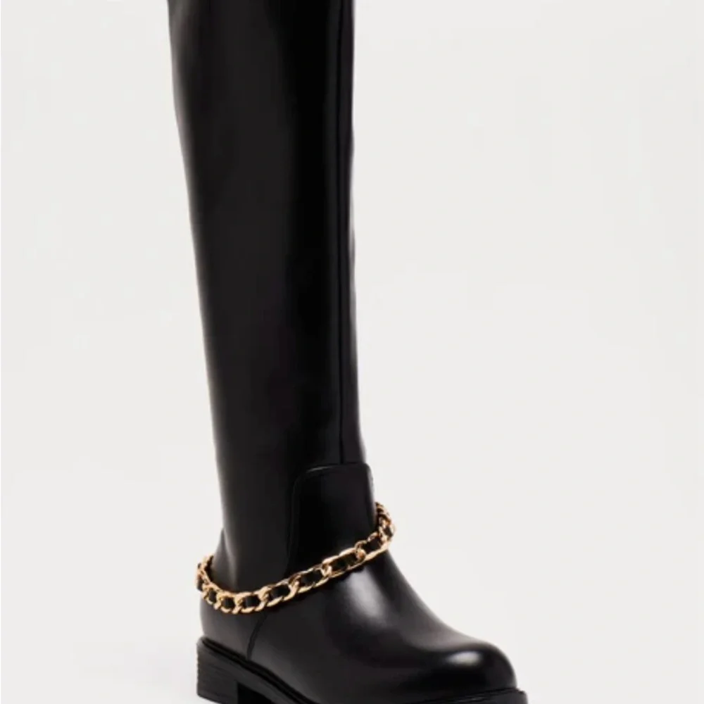 Chain-leather Boots